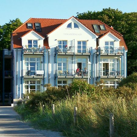 Strandpalais/Meerblick Росток Екстериор снимка